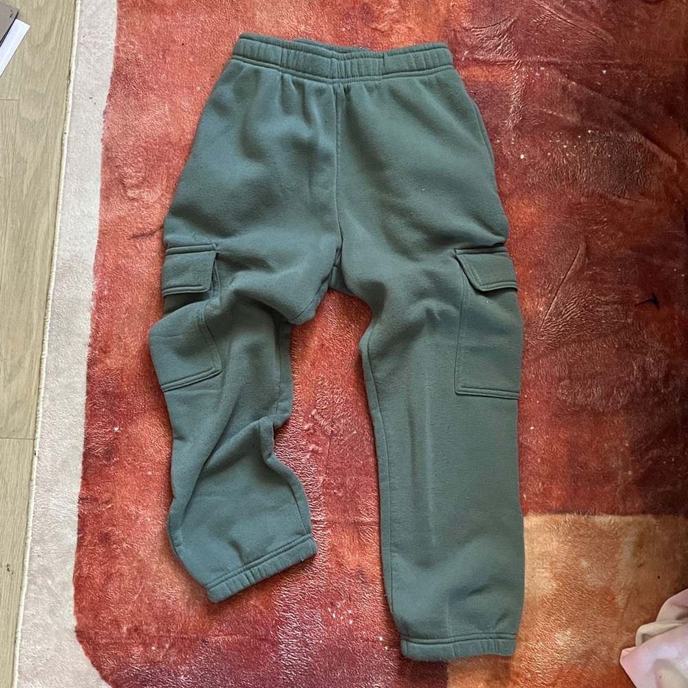 Green Cargo Sweatpants